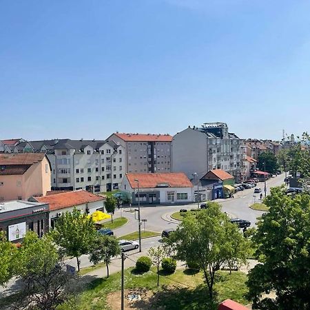 Penny stan na dan Apartment Bijeljina Bagian luar foto