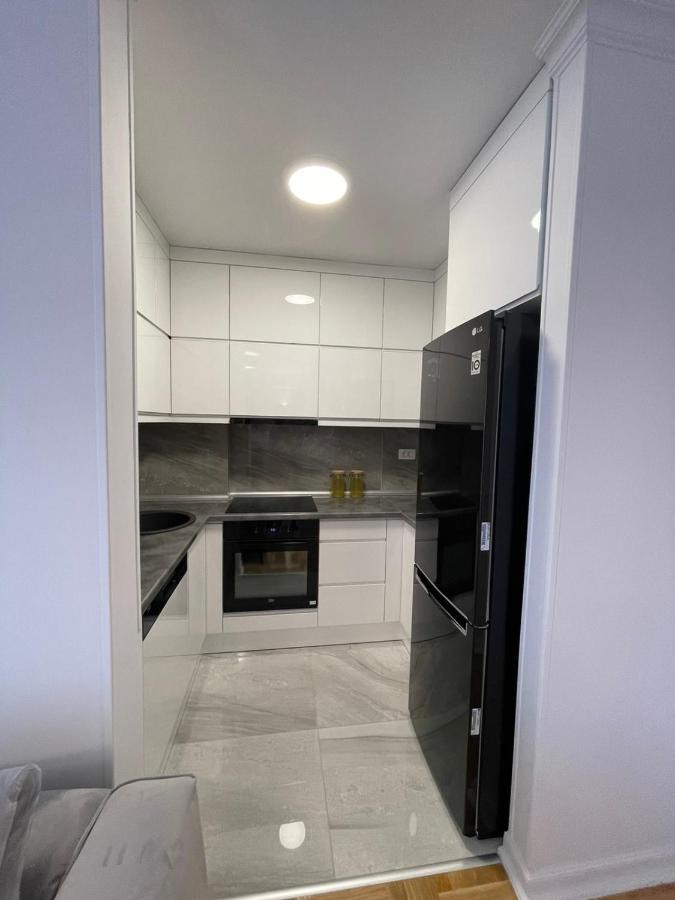 Penny stan na dan Apartment Bijeljina Bagian luar foto