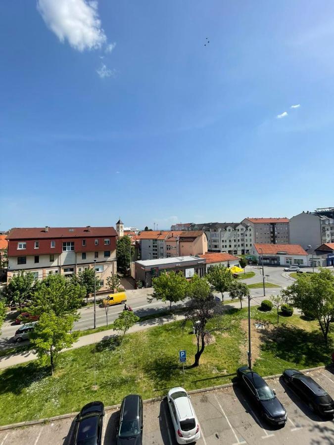 Penny stan na dan Apartment Bijeljina Bagian luar foto